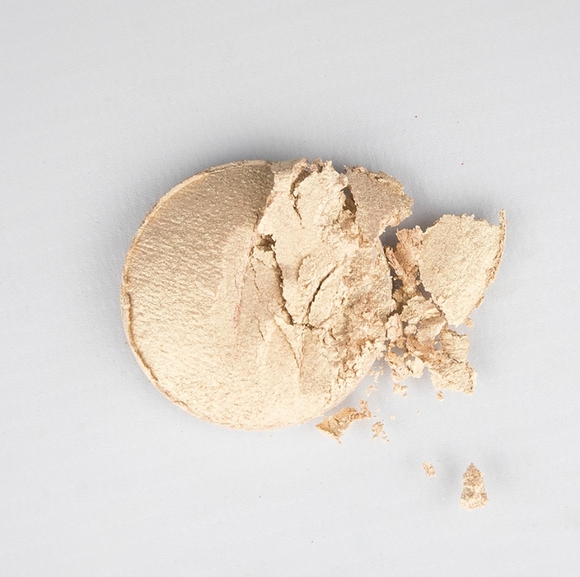 Oryza Beauty Baked Opaline Highlighter in Sunkissed - Picture 5 of 8